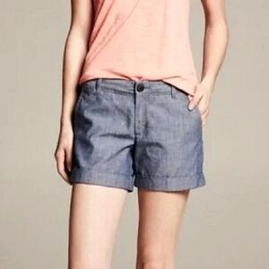 Banana Republic Chambray Cuffed Shorts sz 4
